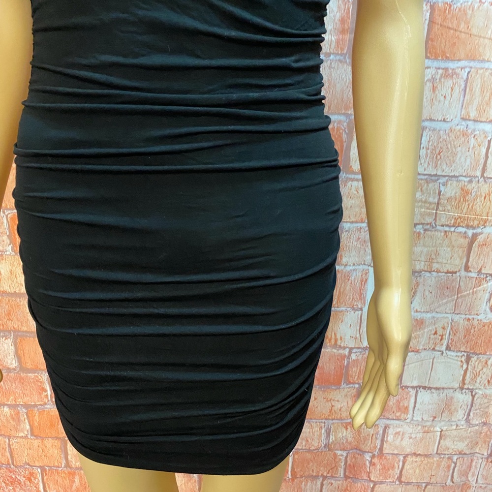 Forever 21 One Shoulder Ruched Mini Dress - Picture 4 of 9